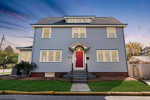 232 Hagans St, Morgantown, WV 26501