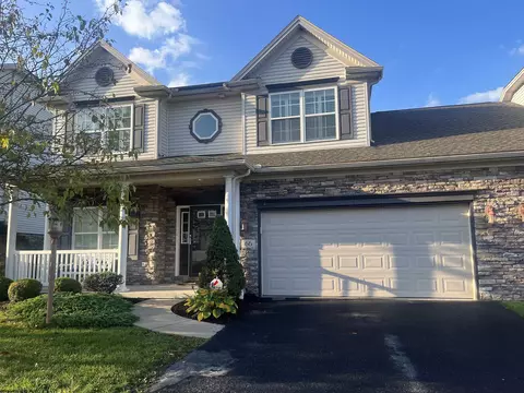66 Berkshire Cir, Bridgeport, WV 26330