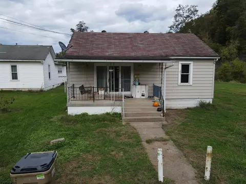 150 Olive St, Weston, WV 26452