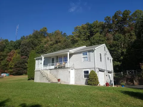 839 Nicholson Loop, Morgantown, WV 26508