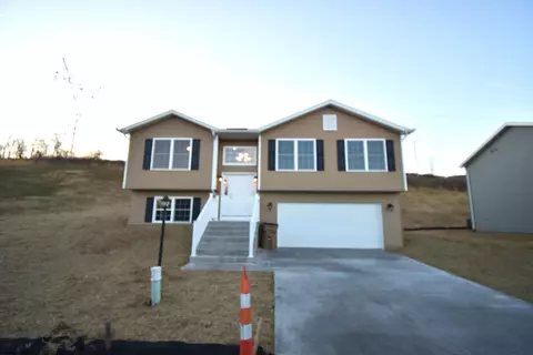 137 Summits Rdg, Morgantown, WV 26508