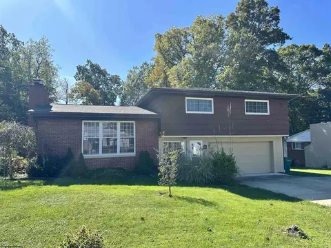983 Woodland Ave, Bridgeport, WV 26330