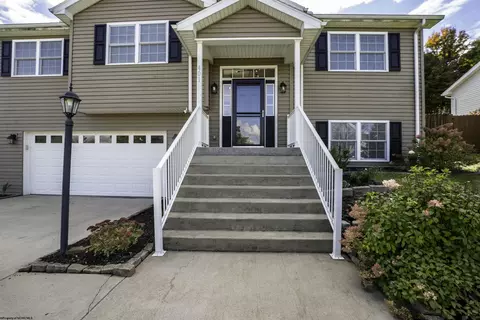 401 Eastgate Dr, Morgantown, WV 26508