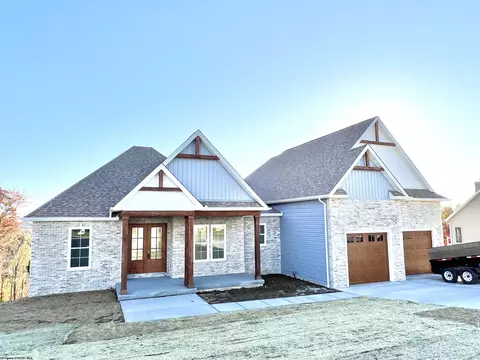 37 Garden Ln, Morgantown, WV 26501