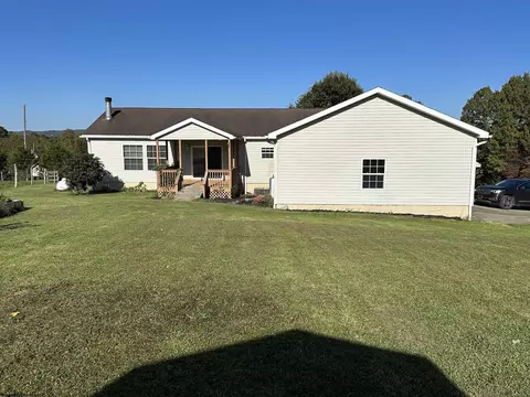 1029 Indian Rocks Rd, Reedsville, WV 26547