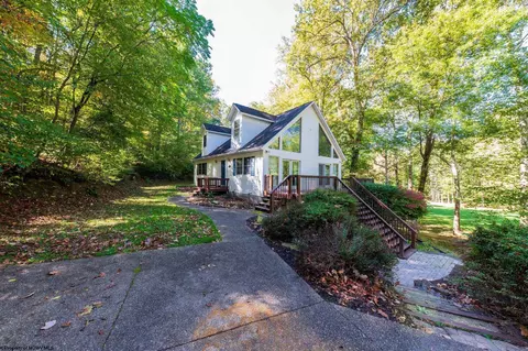 3325 Whetsell Settlement Rd, Kingwood, WV 26537