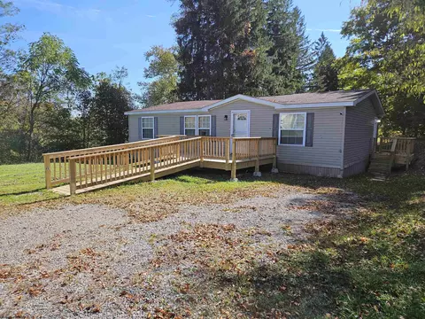 18262 Veterans Memorial Hwy, Kingwood, WV 26537