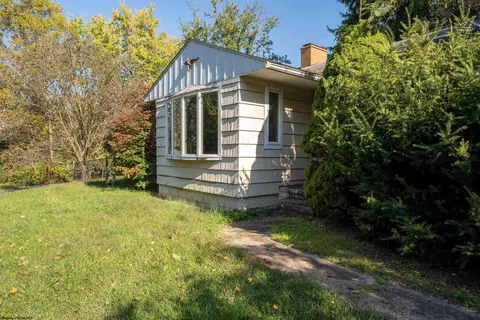 276 Gibbons St, Morgantown, WV 26505