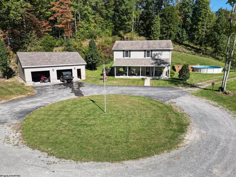 313 Isabella Ln, Bridgeport, WV 26330