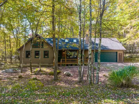18 Aster Cir, Terra Alta, WV 26764