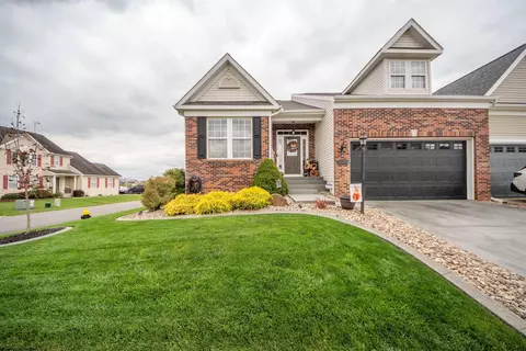 7 Woodbury Dr, Fairmont, WV 26554