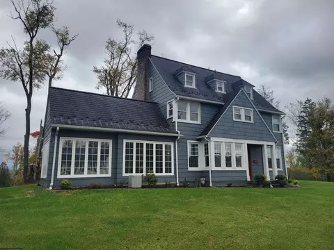 100 Avondale Rd, Fairmont, WV 26554