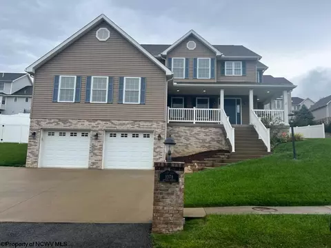 1078 Autumn Ave, Morgantown, WV 26508