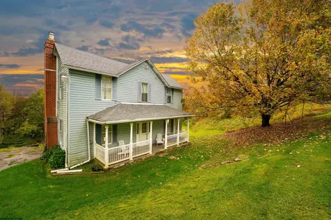 88 Cupps Run Rd, Terra Alta, WV 26764