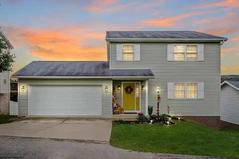 122 Summits Rdg, Morgantown, WV 26508