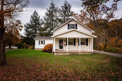 142 Bridge St, Monongah, WV 26554