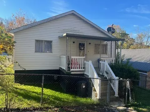 324 Fitzgerald Ave, Fairmont, WV 26554