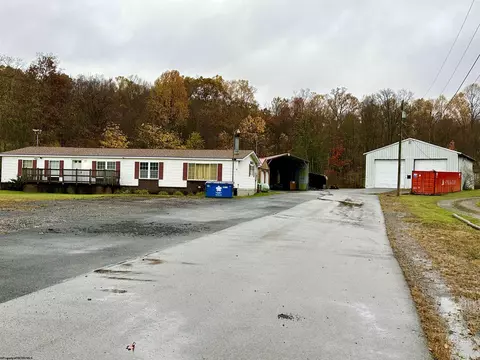 177 Gladesville Rd, Morgantown, WV 26508