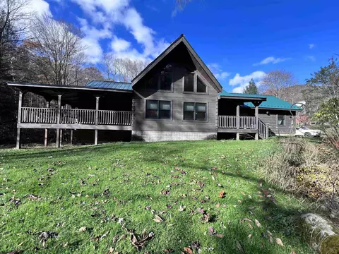 165 Bazzle Dr, Bowden, WV 26254