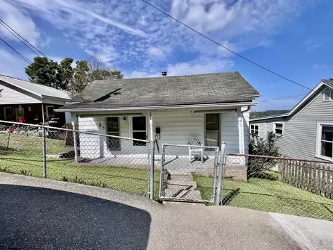 410 Simpson Ave, Clarksburg, WV 26301