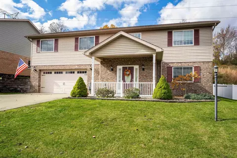 113 Summits Rdg, Morgantown, WV 26508