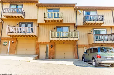 1232 Van Voorhis Rd, Morgantown, WV 26505