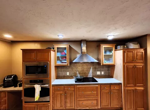 2889 Daybrook Rd, Fairview, WV 26570 photo 5