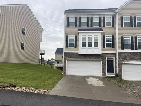 3517 Sun Trl, Morgantown, WV 26505