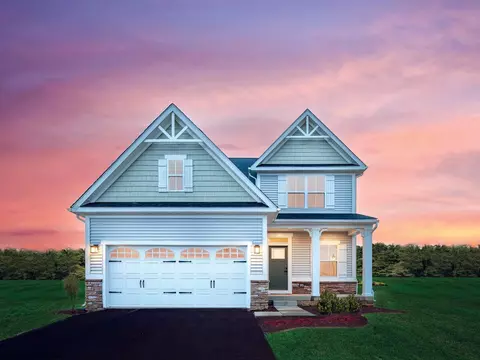 214 Dolly Ln, Morgantown, WV 26505