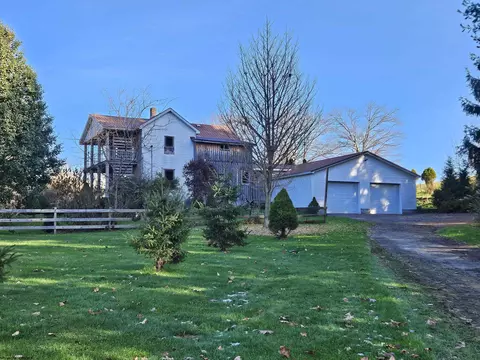 592 Guseman School Rd, Albright, WV 26519