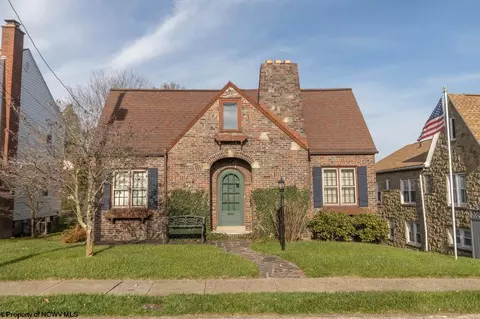 153 Hall St, Clarksburg, WV 26301