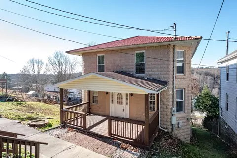 233 Brown St, Thomas, WV 26292 photo 39