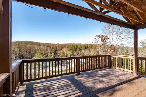 233 Brown St, Thomas, WV 26292 photo 35