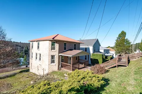 233 Brown St, Thomas, WV 26292 photo 43