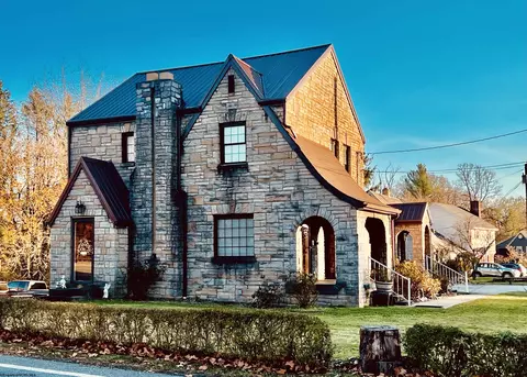 508 Country Club Rd, Fairmont, WV 26554