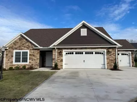 200 Middle Brook Ln, Morgantown, WV 26508