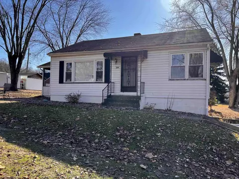 201 Winfield St, Fairmont, WV 26554