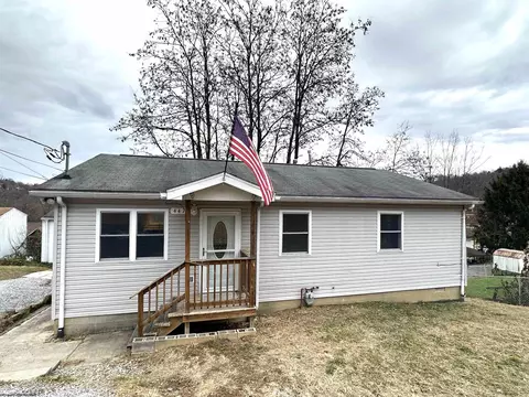 447 Harner St, Morgantown, WV 26501