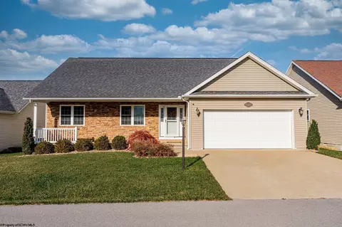 8 Amber Rdg, Morgantown, WV 26508