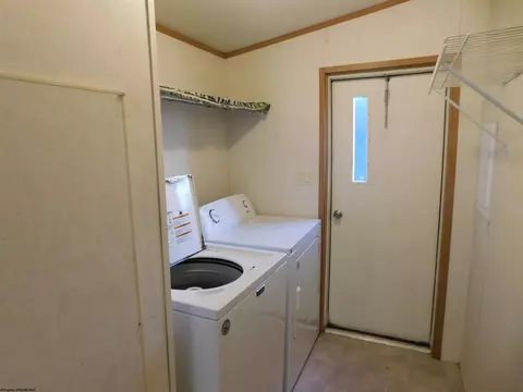 1534 Brookside Rd, Aurora, WV 26705 photo 8