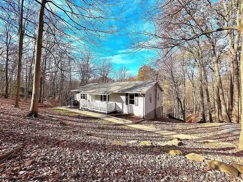 1971 Point Marion Rd, Morgantown, WV 26508