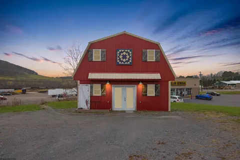 1210 E State Ave, Terra Alta, WV 26764