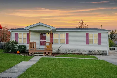 1115 Miller St, Morgantown, WV 26508