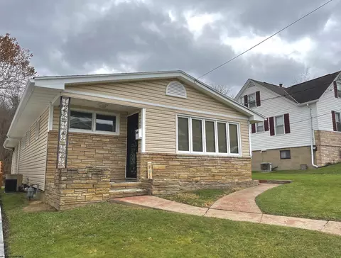1924 Gould Ave, Clarksburg, WV 26301