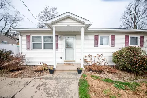 1025 Denver Ave, Morgantown, WV 26505