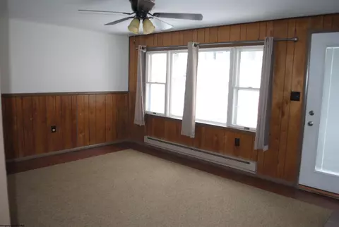 19 Dadisman St, Philippi, WV 26416 photo 2