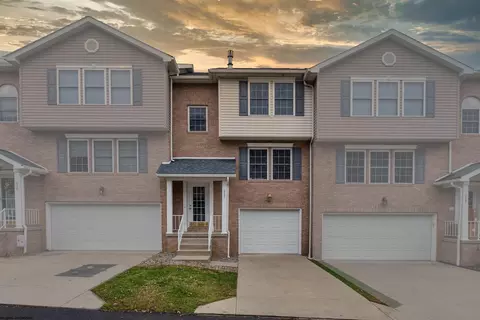 967 Ashton Pl, Morgantown, WV 26508