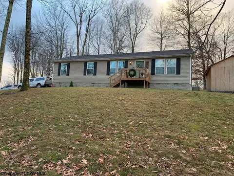 1929 Mt Nebo Rd, Buckhannon, WV 26201