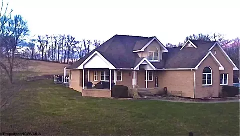 17403 N Preston Hwy, Bruceton Mills, WV 26525