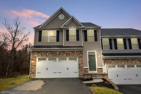 130 Magisk Ln, Morgantown, WV 26501